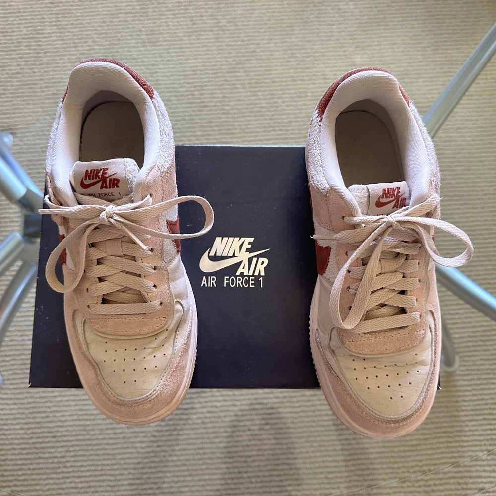 Nike Air Force 1